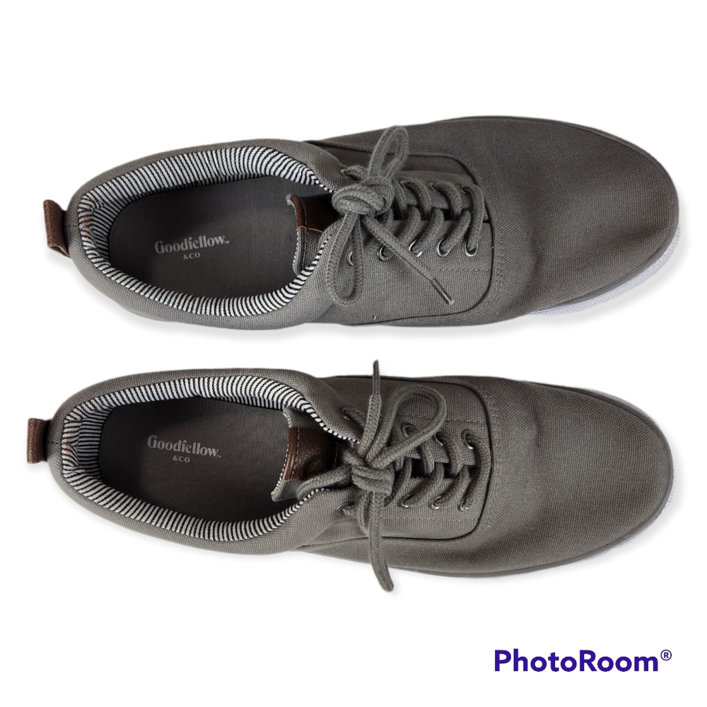 Goodfellow & Co Gray and White Canvas Deck/boat shoes size 10